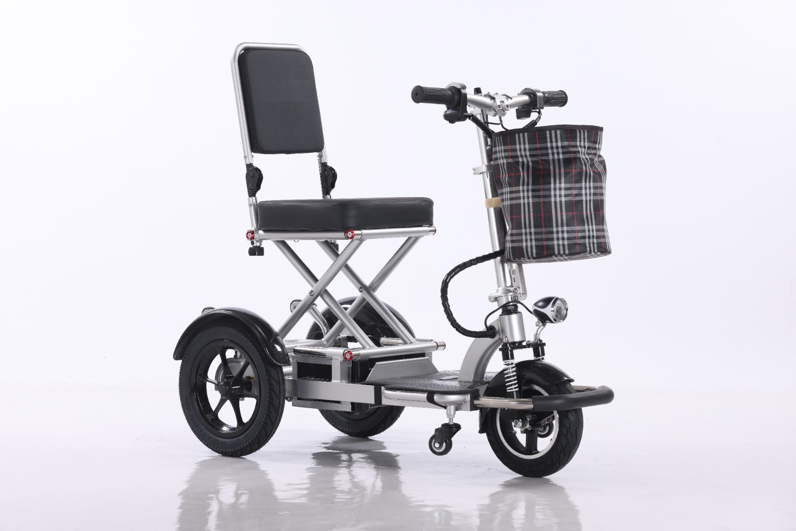 3 Wheels Electric Scooter (Model: LS2)